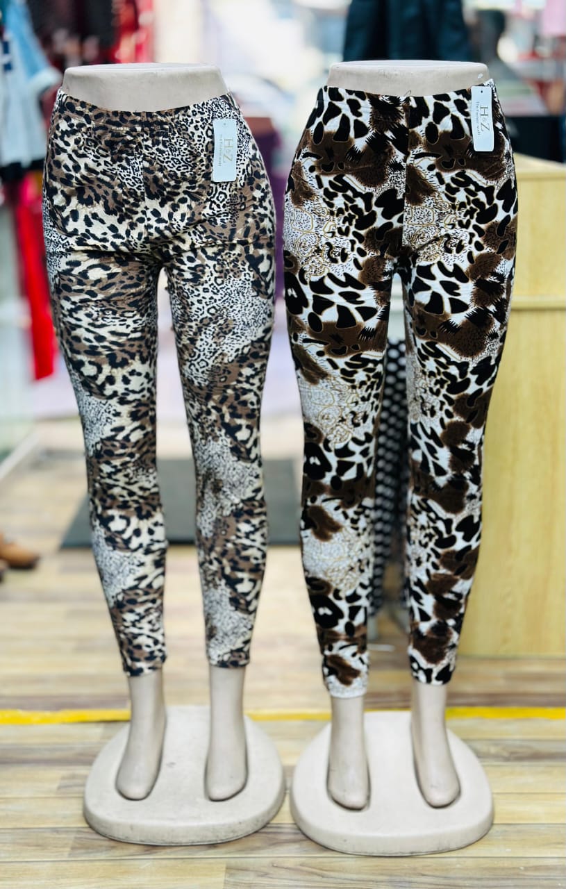 Velvet Printed Tights for Ladies (Pack of Two) Stretchable n easily wear. ❤